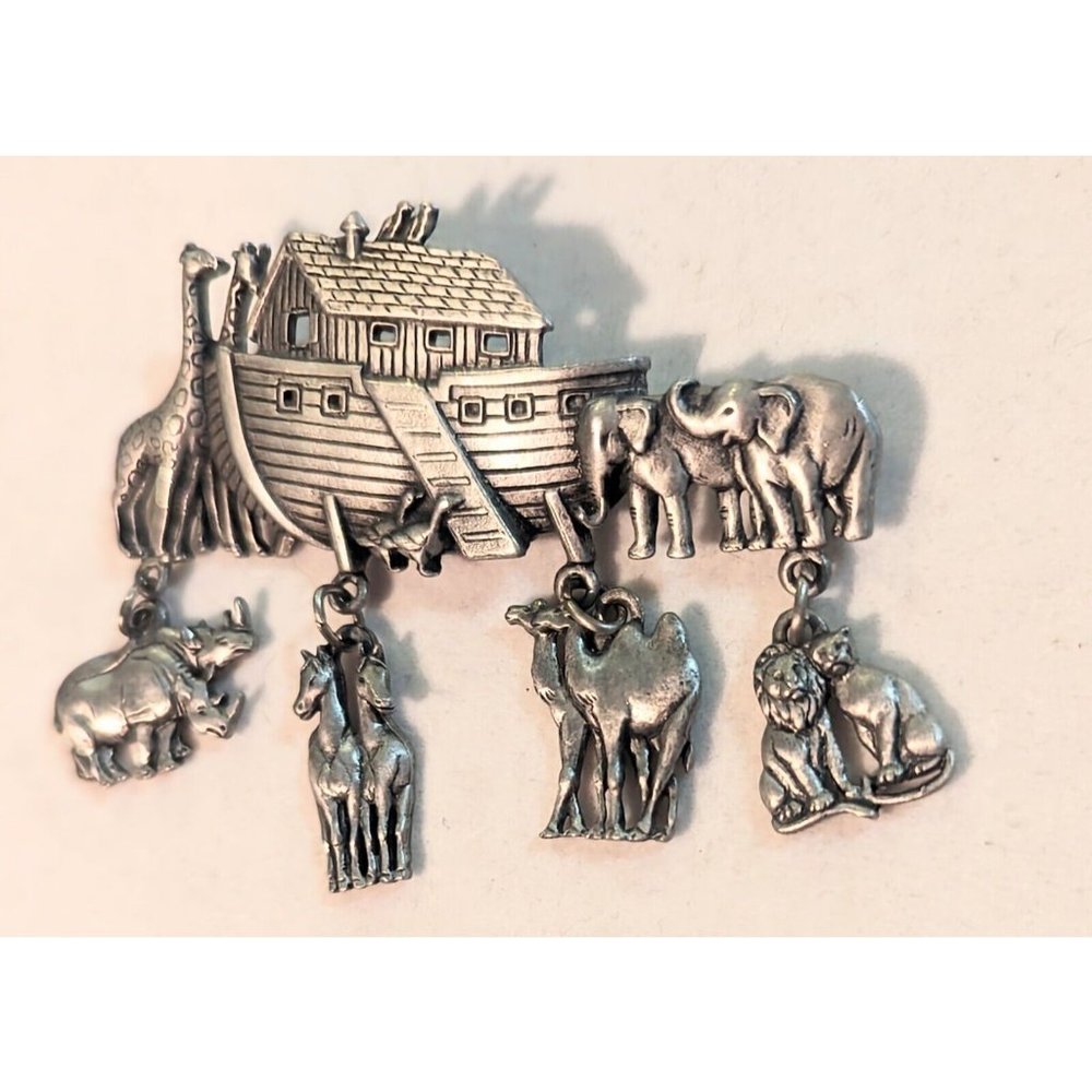 Vintage Noah's Ark Bible Christianity Brooch Pin Silver Tone Metal Signed JJ - Picture 3 of 6
